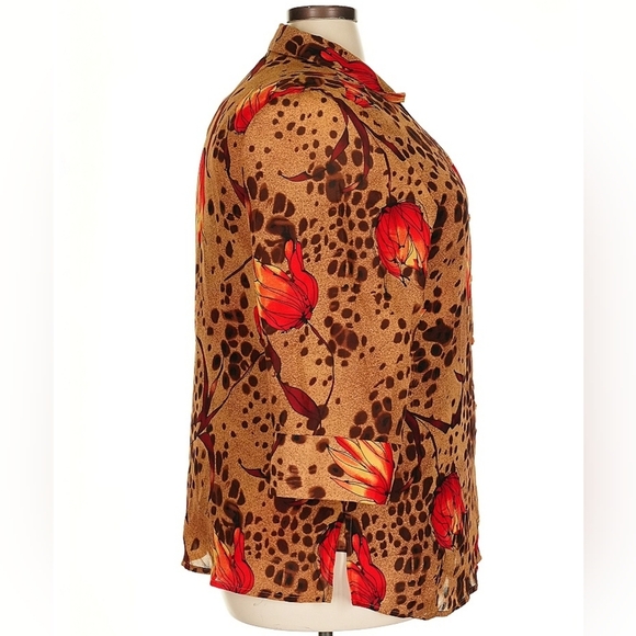 White Stag Women’s Plus Velvet Animal Print Blouse – Size 22W – NWT - Picture 4 of 8